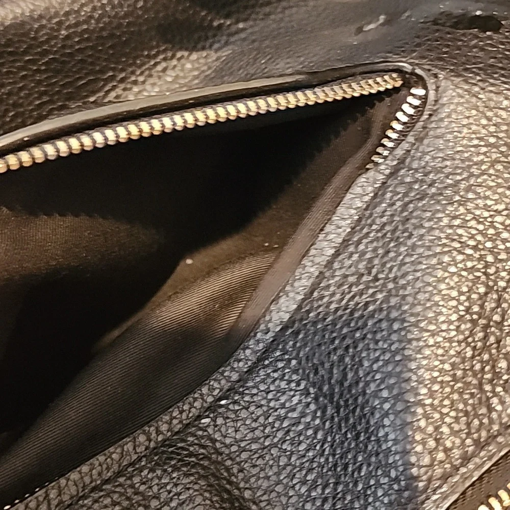Coach Leather Back Zip Shoulder Bag Satchel Saddle Bag Black Gold - Picture 9 of 10